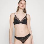Anna Field nők 5 csomag schwarz/wei/nude tanga RTVD961