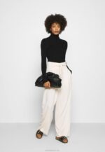 Anna Field nők jumper fekete RTVD835 - Image 2