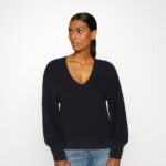 Anna Field nők jumper fekete RTVD850