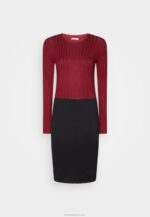 Anna Field nők crew ausschnitt ripp felső bodycon mini stricckleid shift ruha sötétvörös/fekete RTVD217